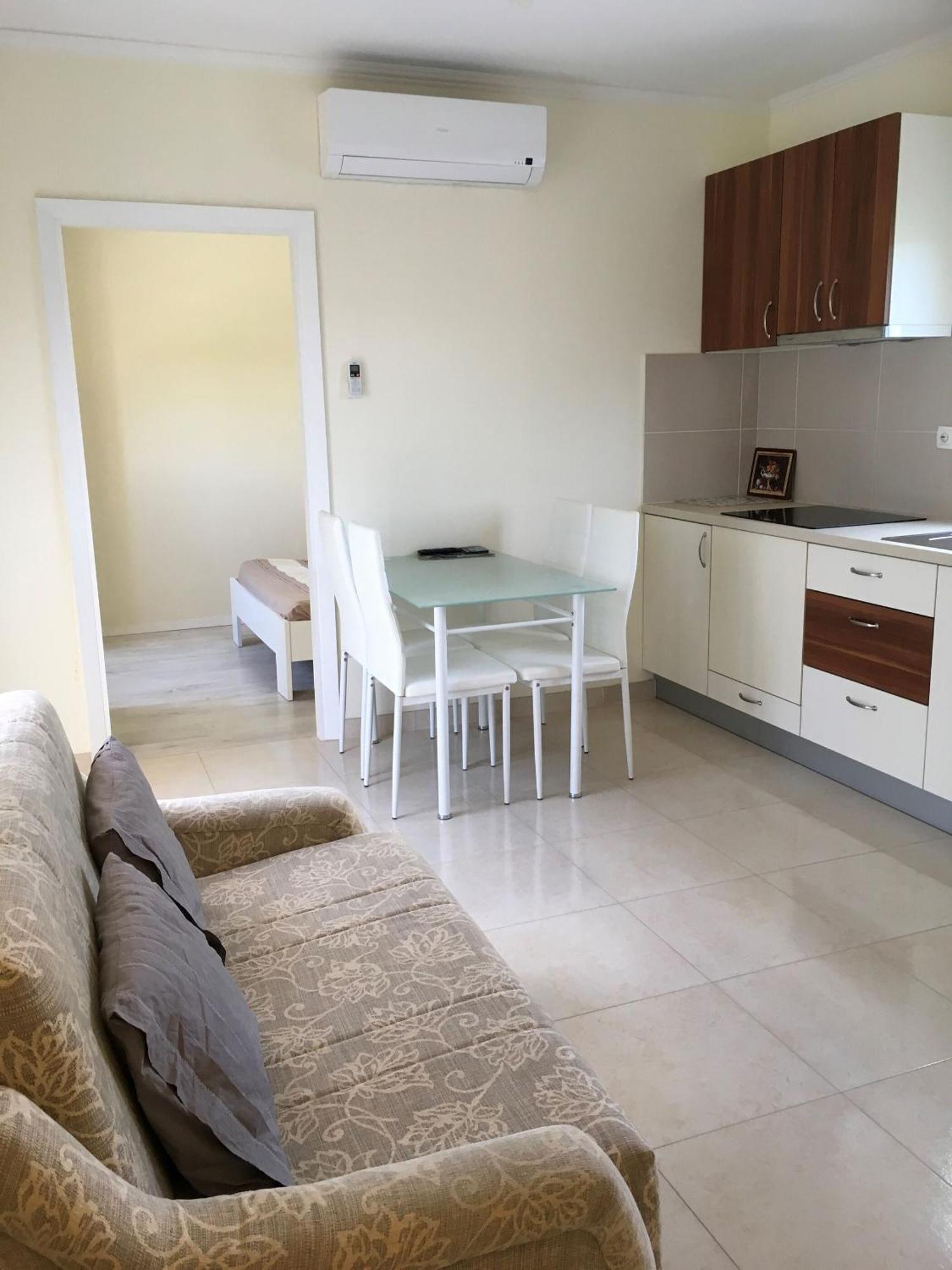 Apartments Lipovica Sukošan Eksteriør bilde