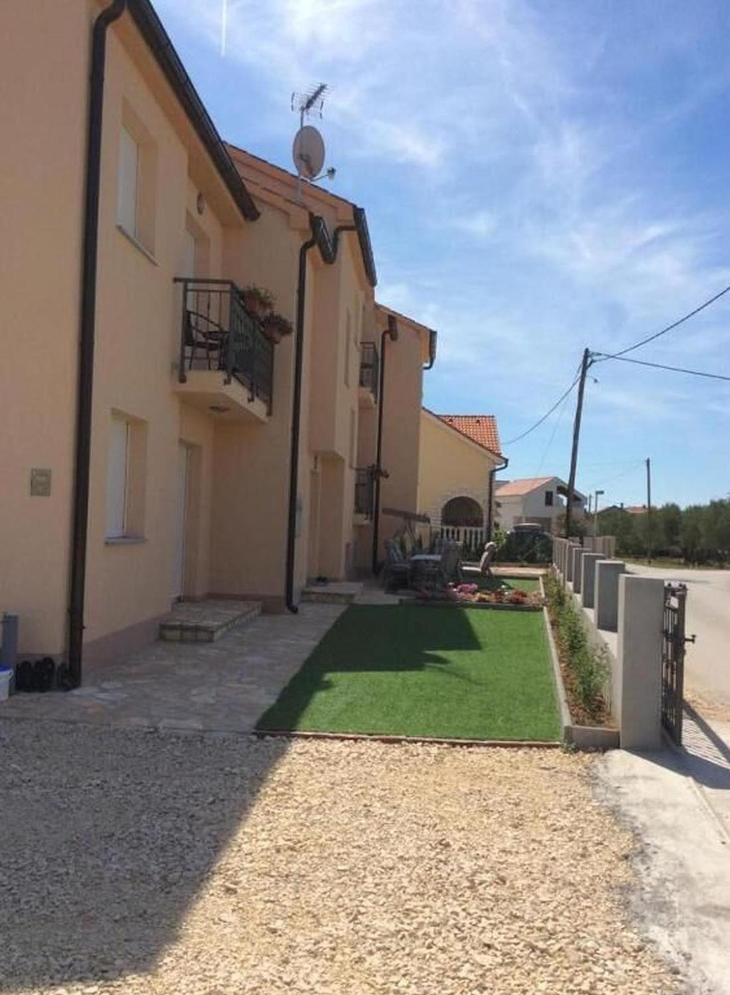 Apartments Lipovica Sukošan Eksteriør bilde